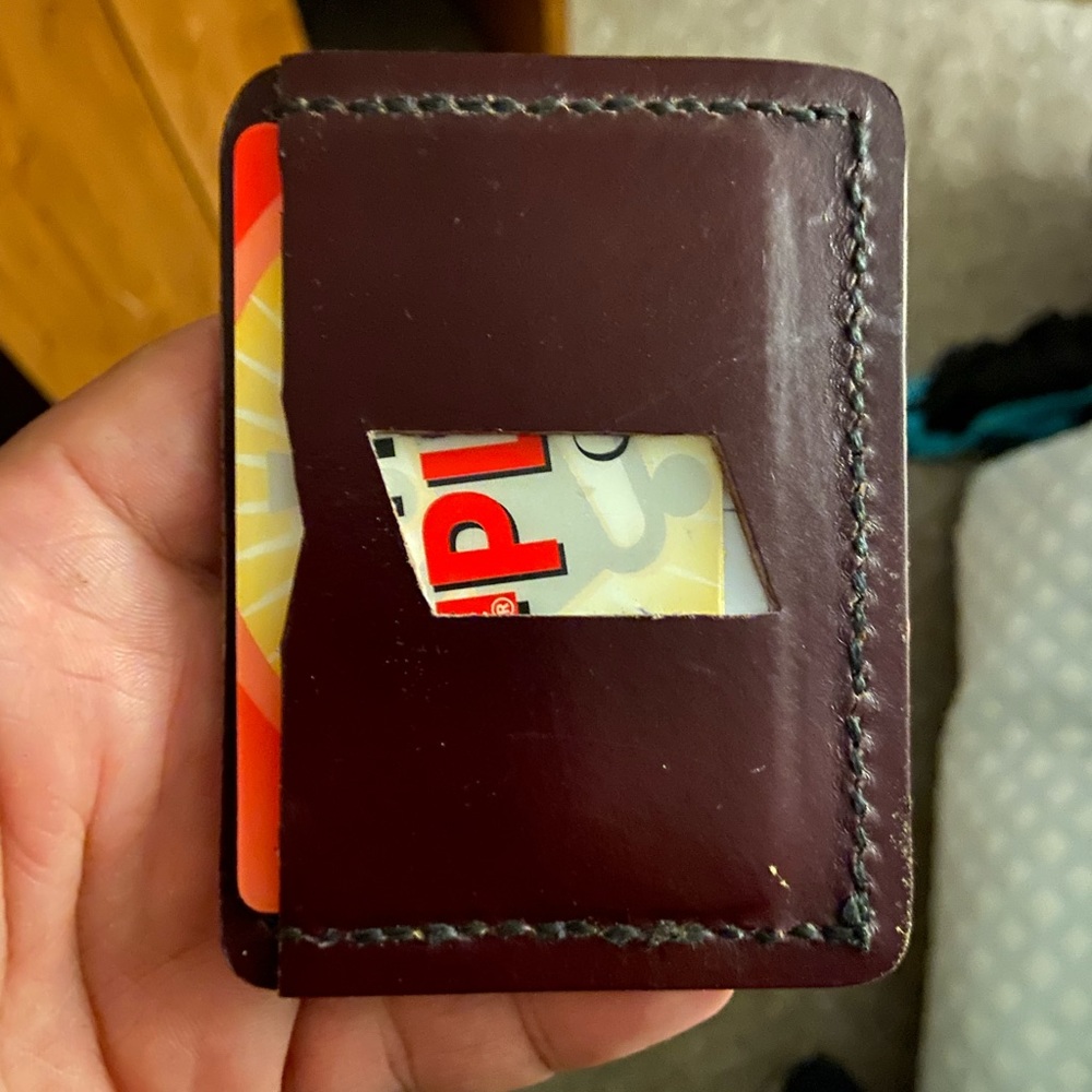 100% handmade leather card case.